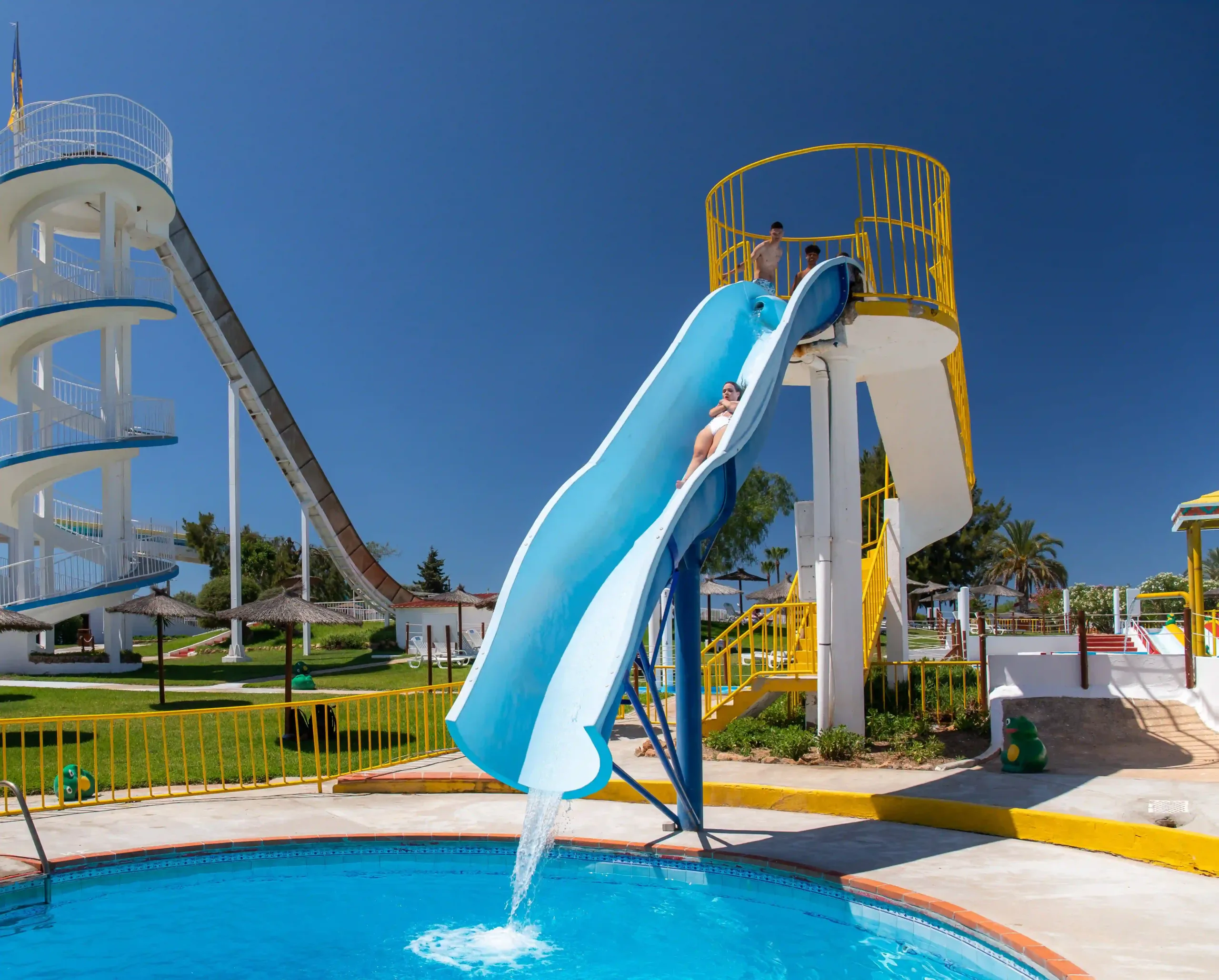 Crazy Leap - water slide at Aqualand Algarve