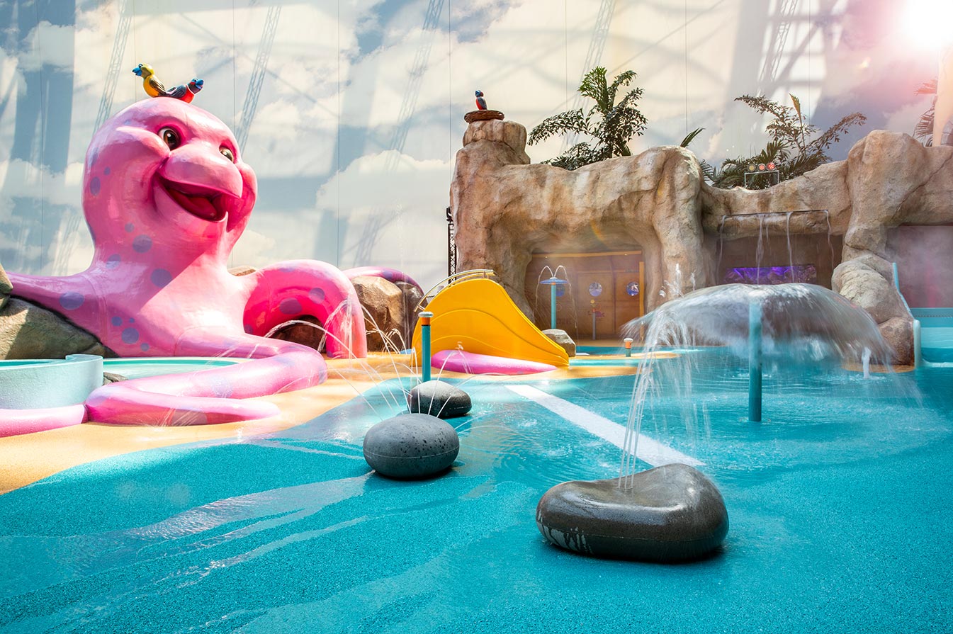 Kraki Beach - activity zone at Tropical Islands