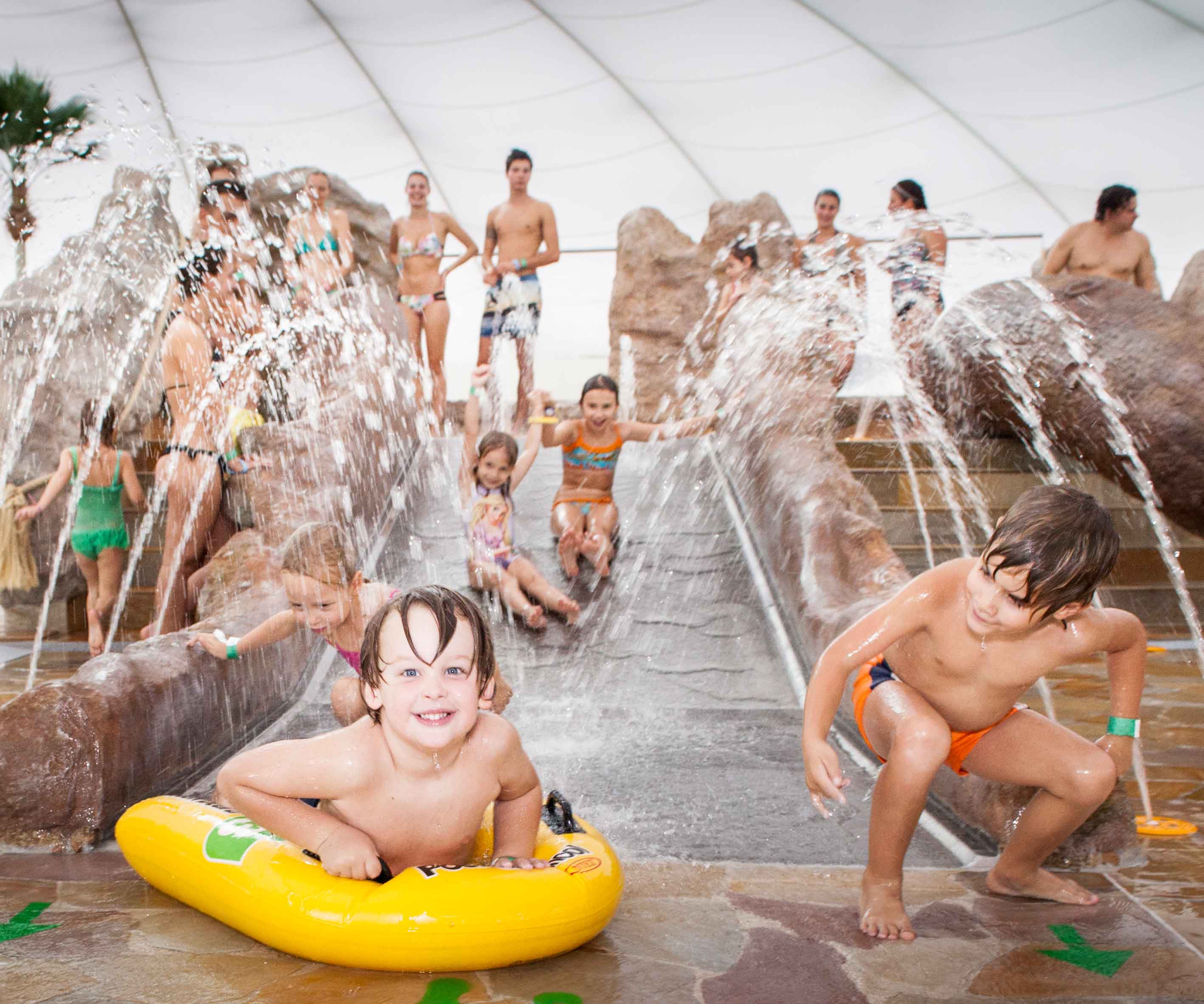Kids" Area - activity zone at Splash & Spa Tamaro