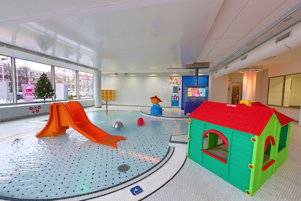 Indoor Children"s Paddling Pool - swimming pool at Aquacentrum Pardubice 