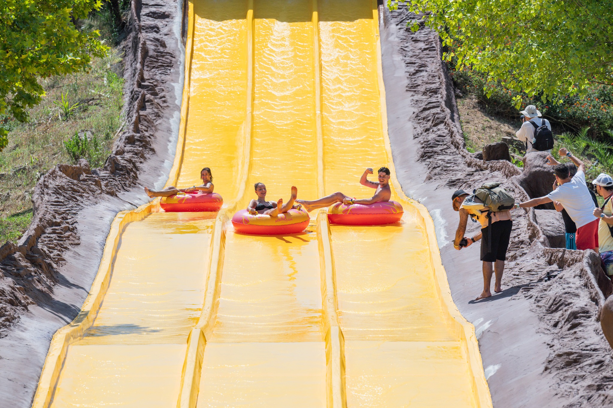 Crazy Race - water slide at Aqualeón 