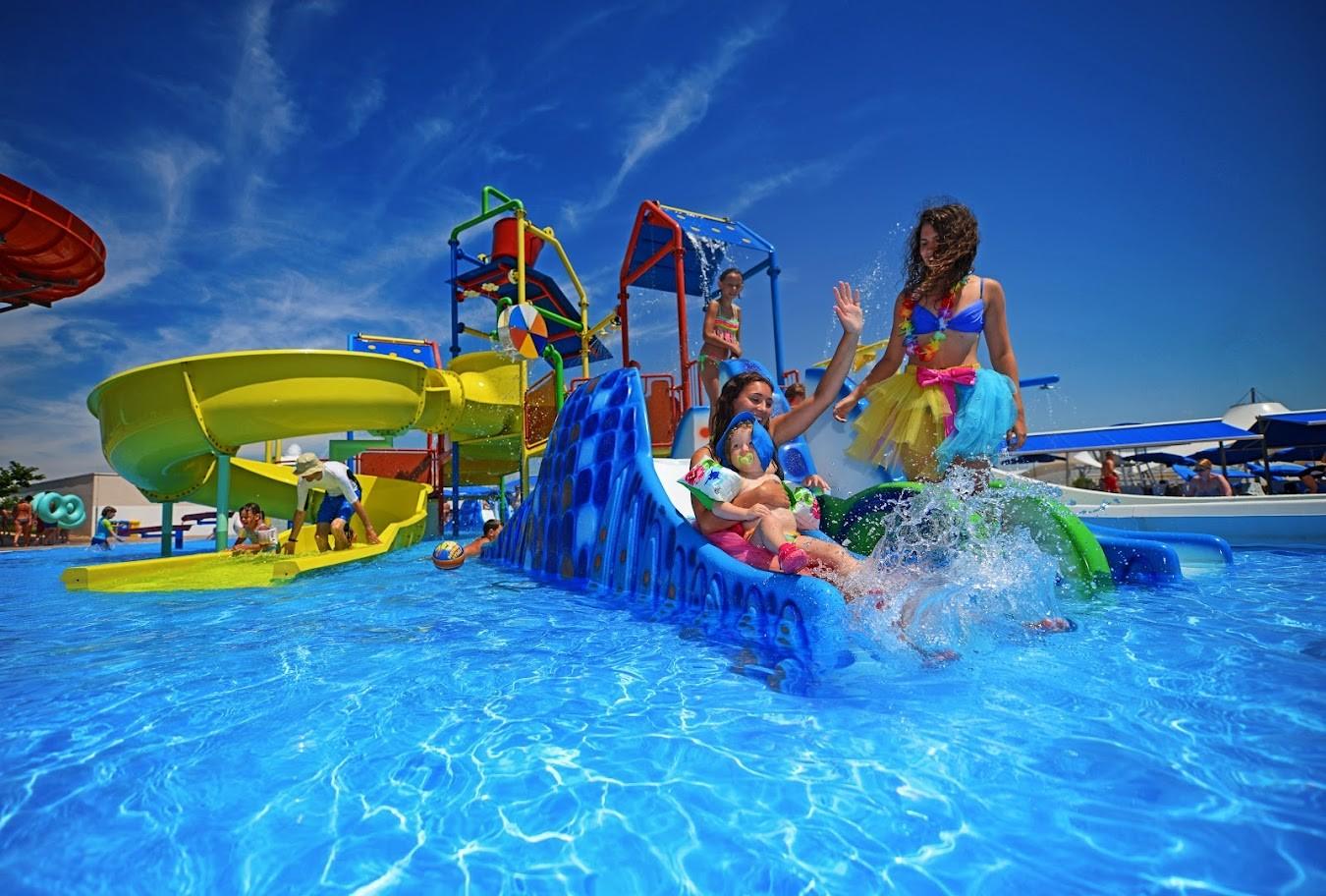 Kids water playground - activity zone at Aquacolors