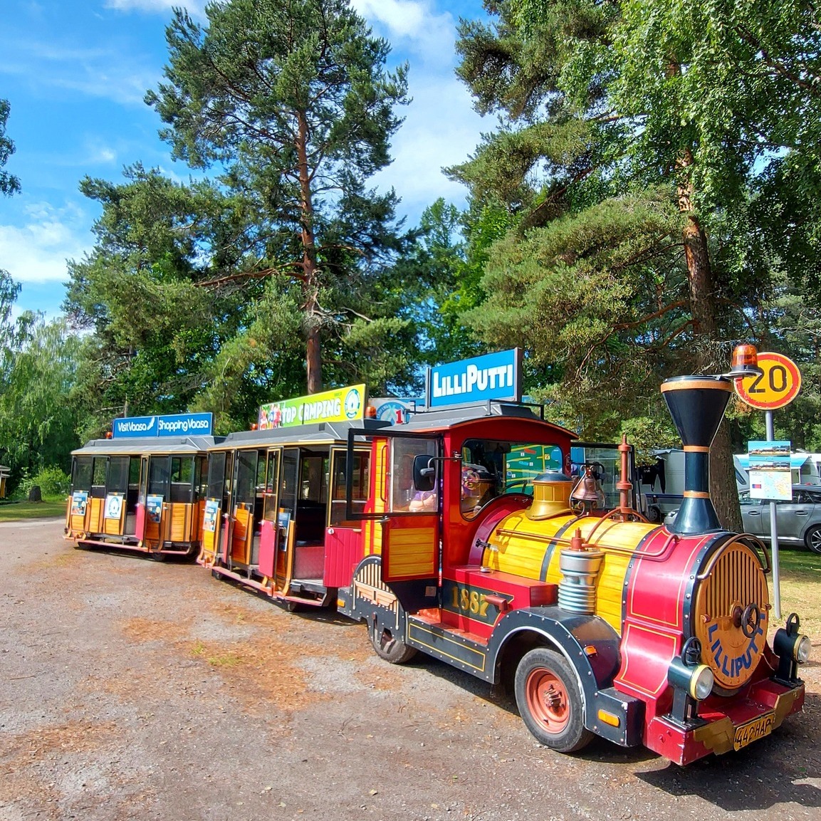 City train Lilliputti - service area at Tropiclandia