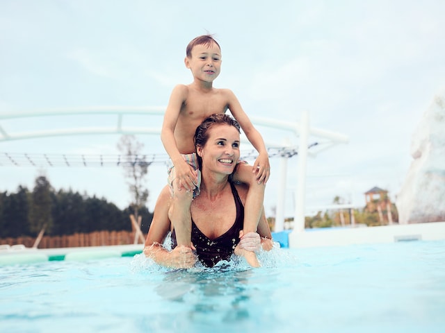 Outdoor Pool - swimming pool at Center Parcs Les landes de gascogne