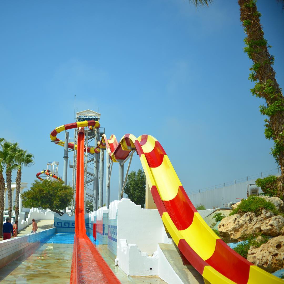 Thunderbolt Slide - water slide at WaterWorld Themed Waterpark