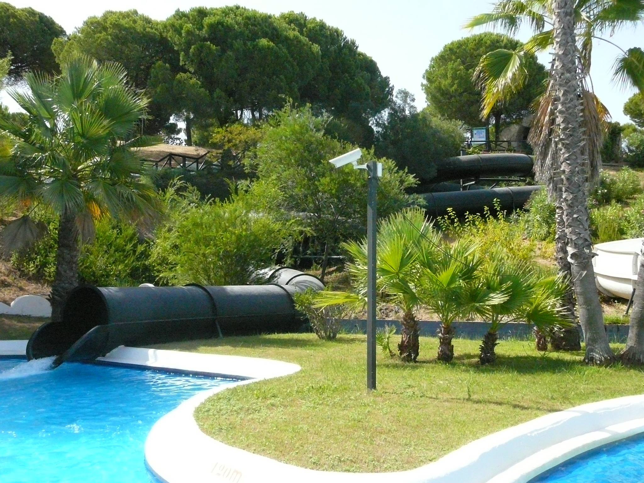 Black Hole - water slide at Aquopolis Cartaya