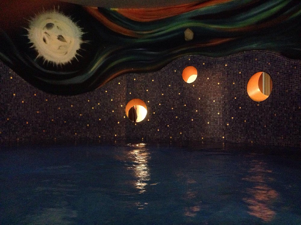 Star pool - swimming pool at H2O Hotel-Therme-Resort