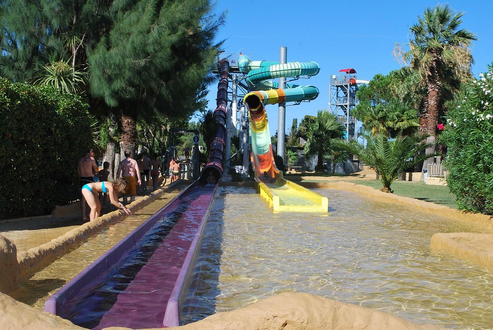 Twister - water slide at Aqualand Saint-Cyprien 