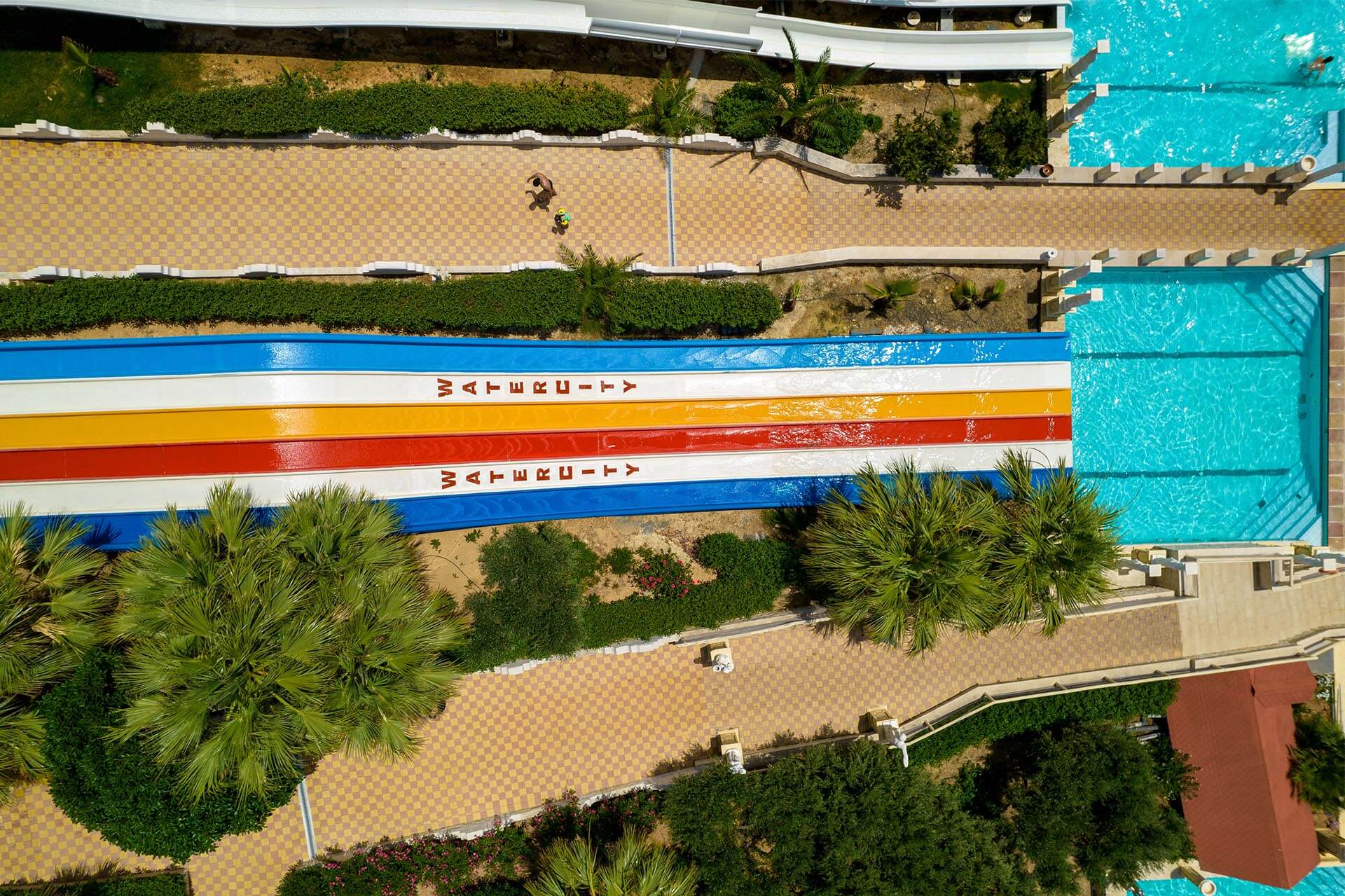Multi Race - water slide at Watercity Anopolis