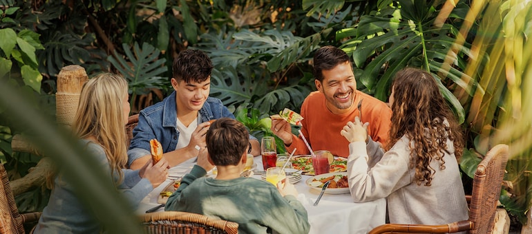 Grand Café - restaurant (bistro) at Center Parcs De Vossemeren
